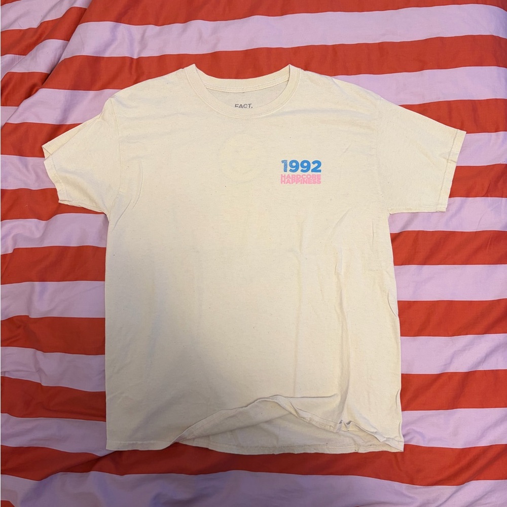 FACT. cream tshirt